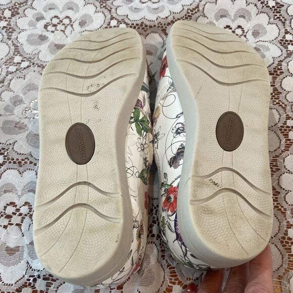 Earth Origins Floral scalloped Slip on shoes Welltek System-Size 9 - Picture 5 of 5
